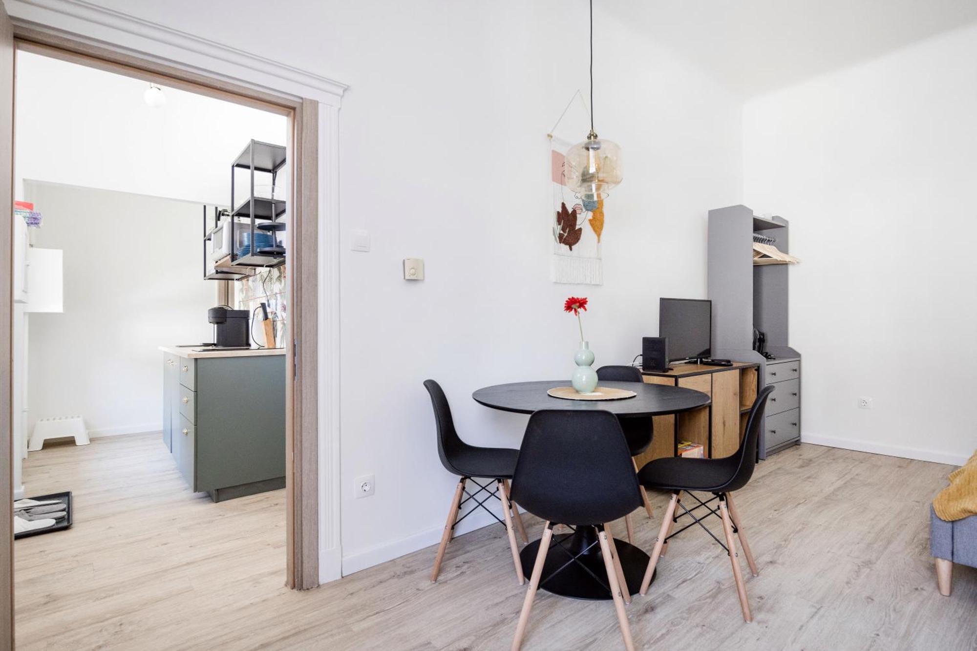 Stylish And Colourful Apartment In The City Centre Budapest Exteriör bild
